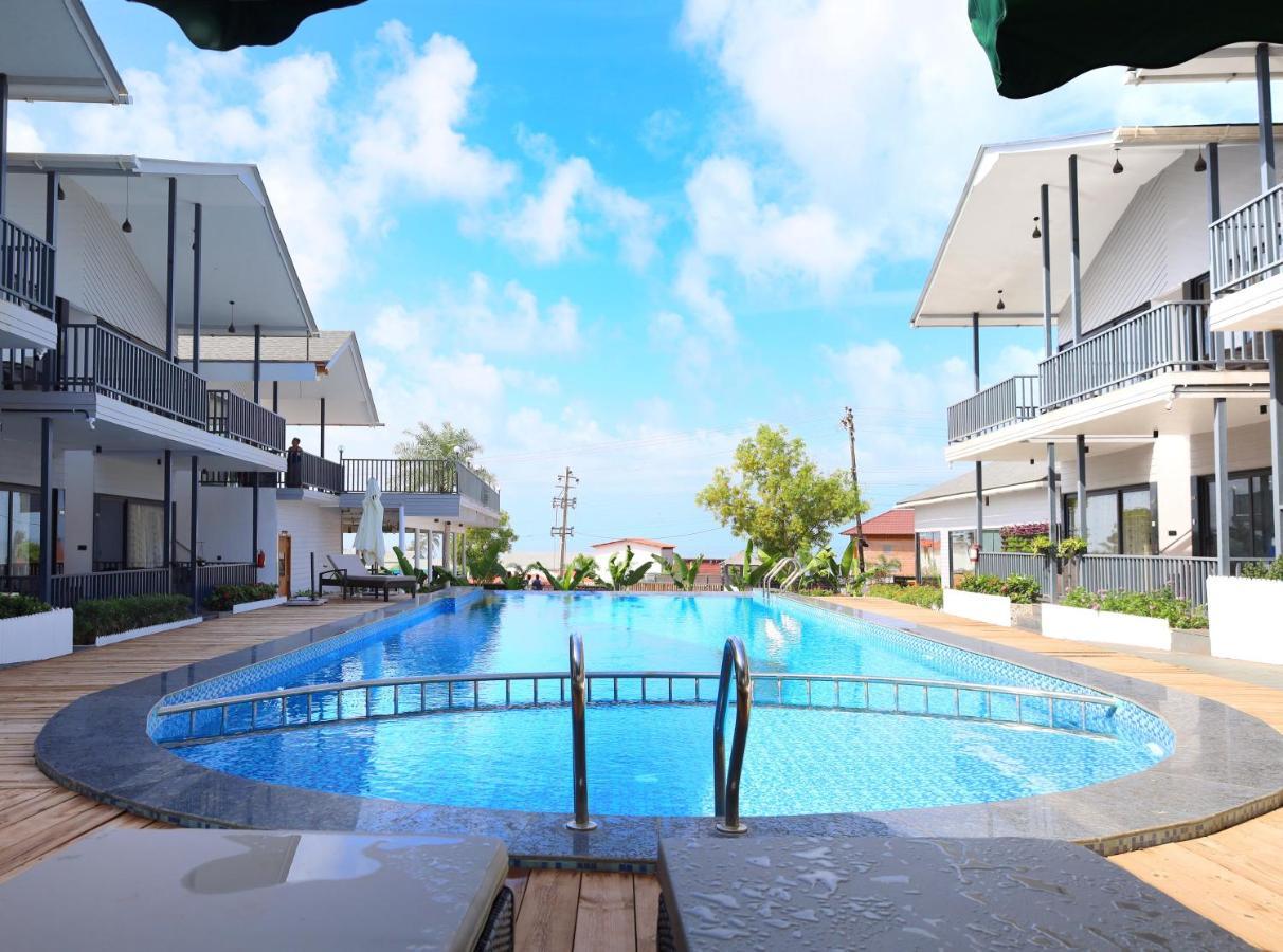 Oralia Resort Ashvem Beach 外观 照片