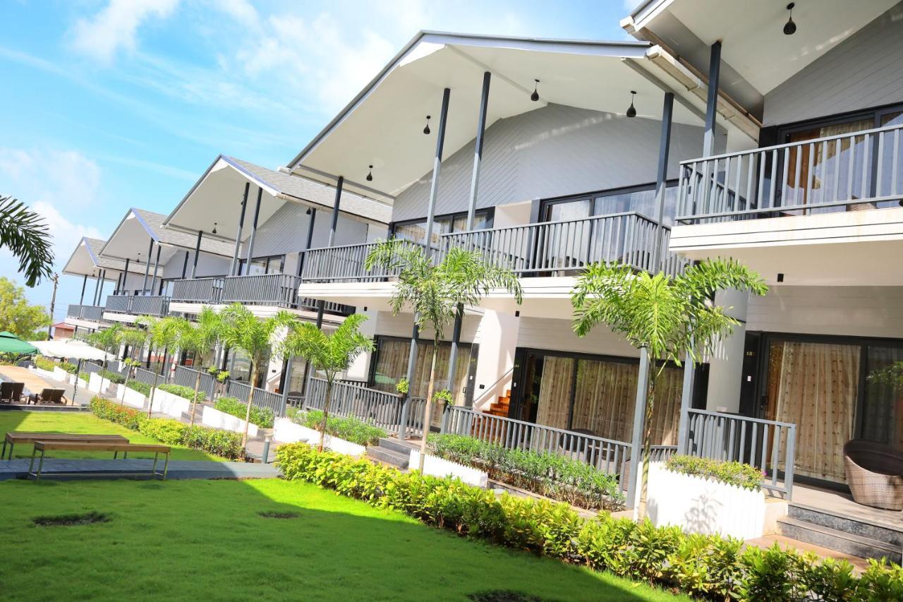 Oralia Resort Ashvem Beach 外观 照片