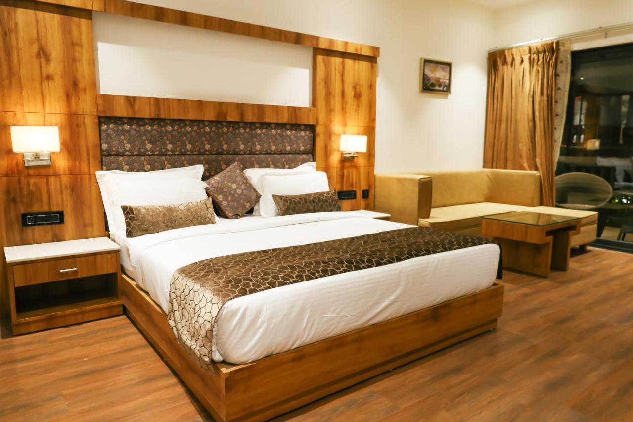 Oralia Resort Ashvem Beach 外观 照片